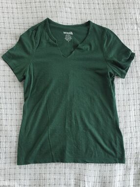 Wool& 100% Merino Wool Medium Pine Green Tee
